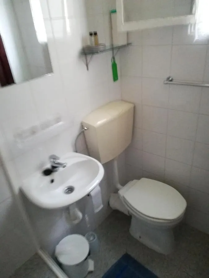 Charming Studio In Funchal With A Lovely Terrace - 20 M² 公寓 丰沙尔
