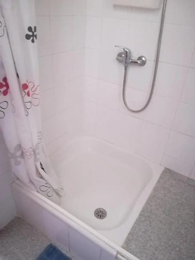Charming Studio In Funchal With A Lovely Terrace - 20 M² 0*, 푼샬 포르투갈
